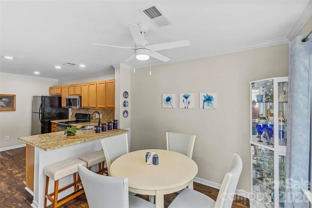 8733 Robinson Forest Drive Charlotte NC 28277