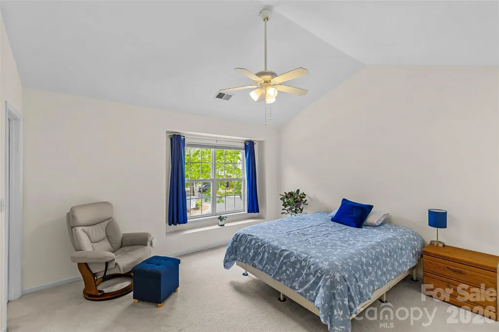 8733 Robinson Forest Drive Charlotte NC 28277