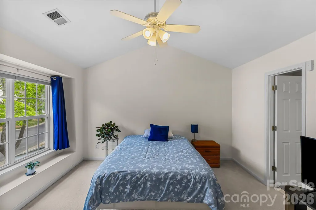 8733 Robinson Forest Drive Charlotte NC 28277