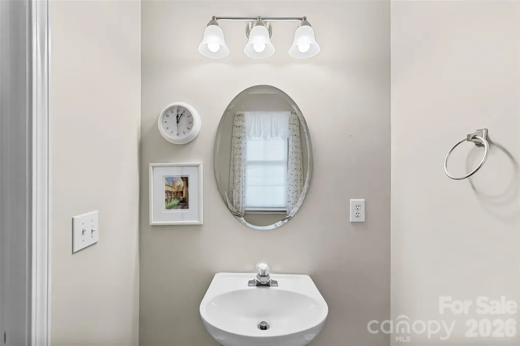 8733 Robinson Forest Drive Charlotte NC 28277