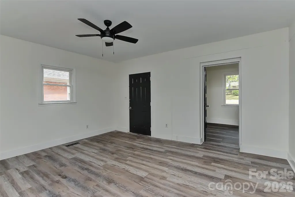 961 Clanton Road Charlotte NC 28217