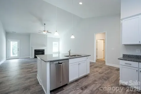 1007 Penarth Court Catawba NC 28609