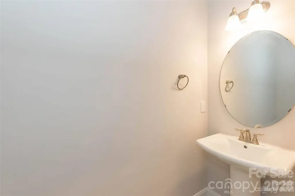 5118 Colchester Court Catawba NC 28609
