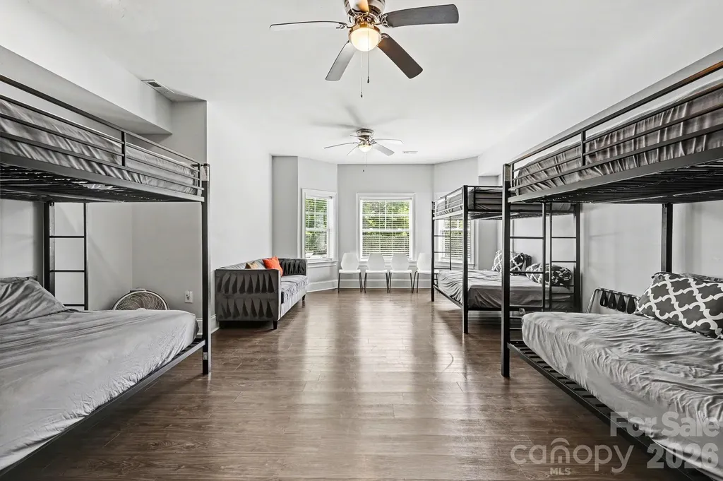 Charlotte NC 28269