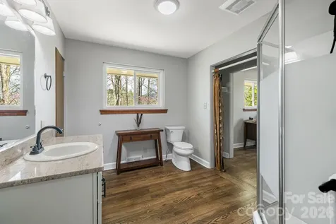 194 Carolina Avenue Brevard NC 28712