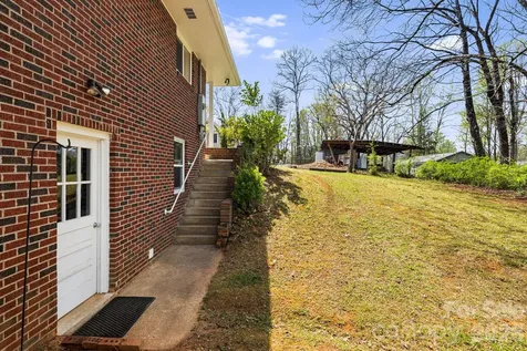 194 Carolina Avenue Brevard NC 28712