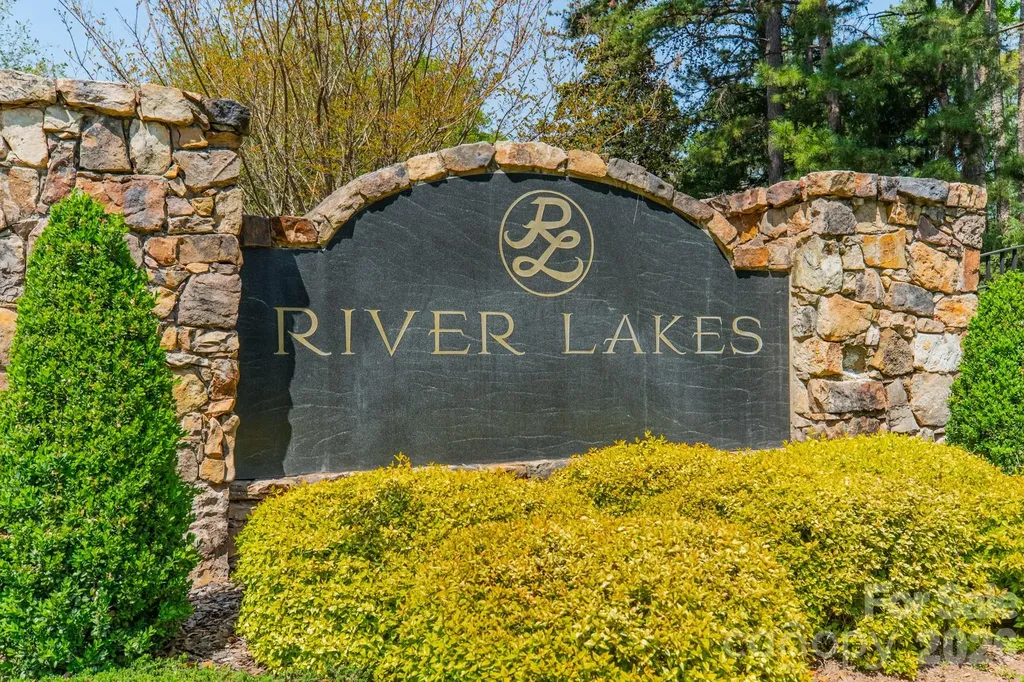 8113 Bay View Lane Belmont NC 28012