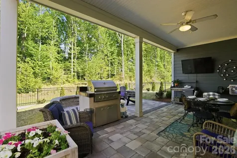 2002 Belle Mont Farm Avenue Monroe NC 28110