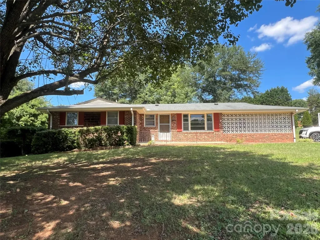 649 Pine Extension Forest City NC 28043