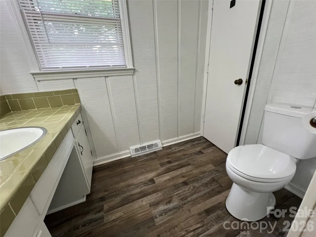 649 Pine Extension Forest City NC 28043
