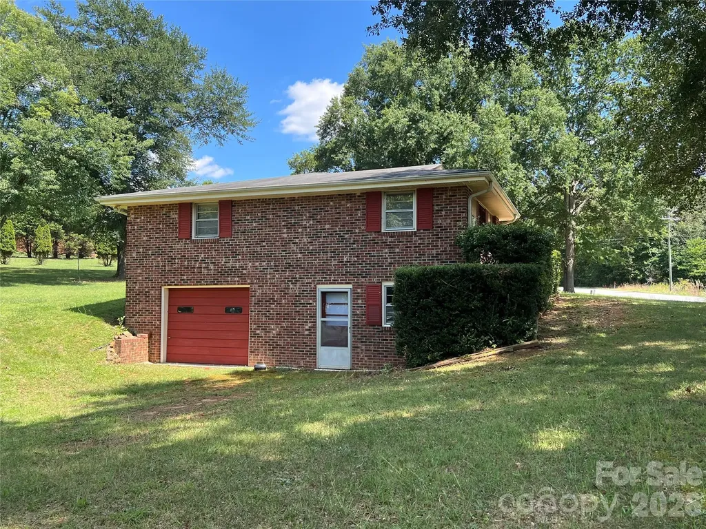 649 Pine Extension Forest City NC 28043