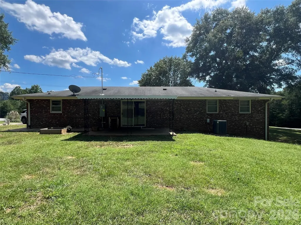 649 Pine Extension Forest City NC 28043