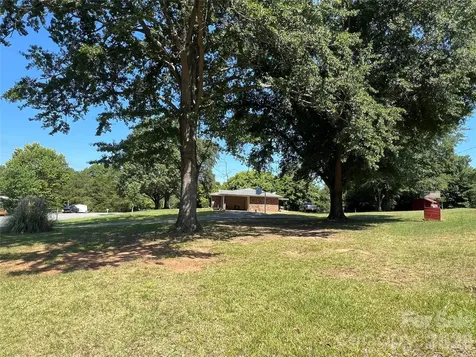 649 Pine Extension Forest City NC 28043