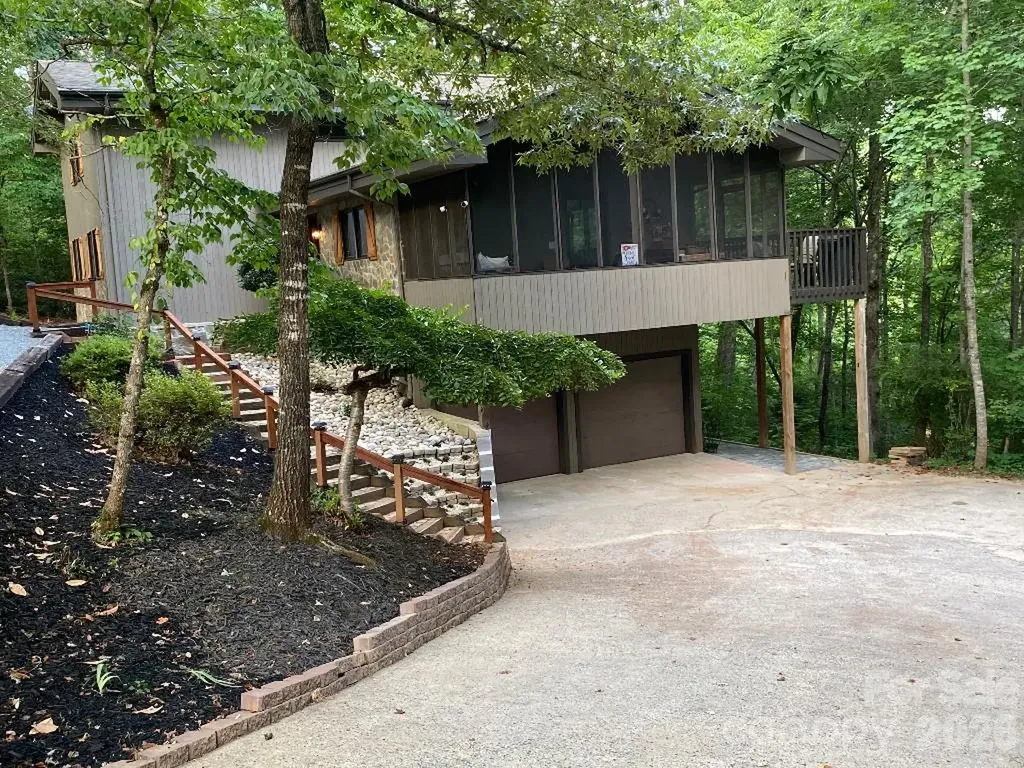 394 Jonathan Lane Lake Lure NC 28746
