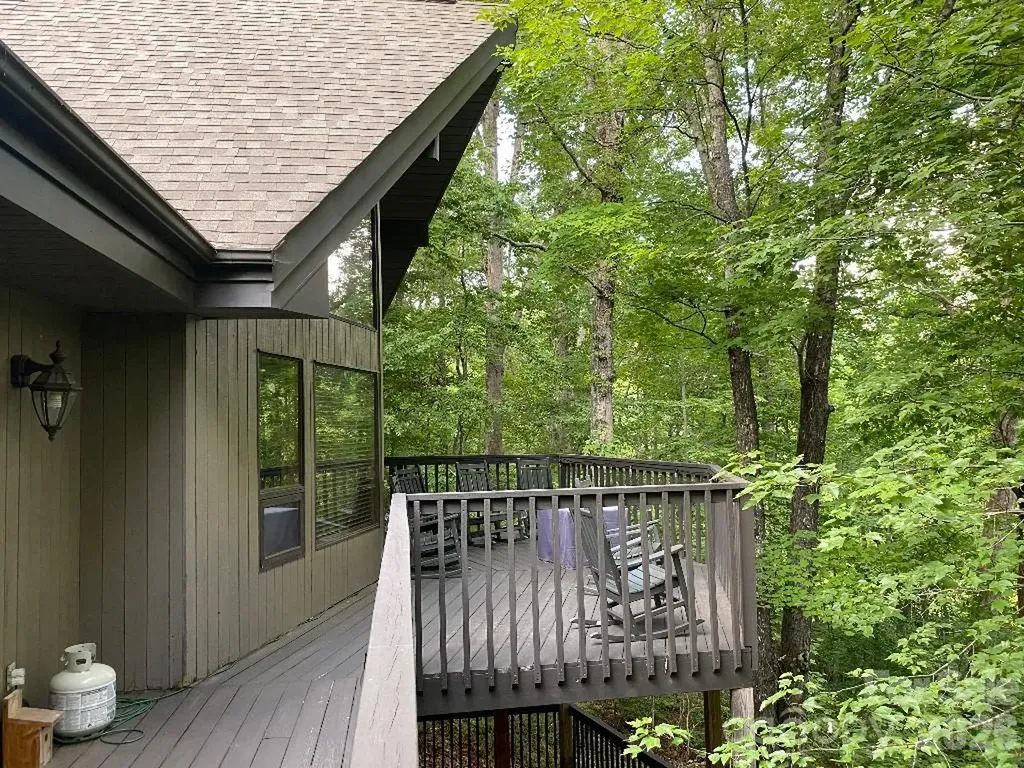 394 Jonathan Lane Lake Lure NC 28746