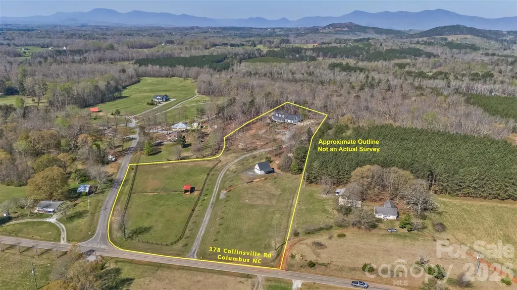 374 & 378 Collinsville Road Columbus NC 28722