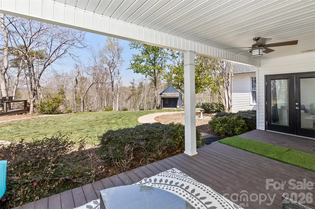 374 & 378 Collinsville Road Columbus NC 28722