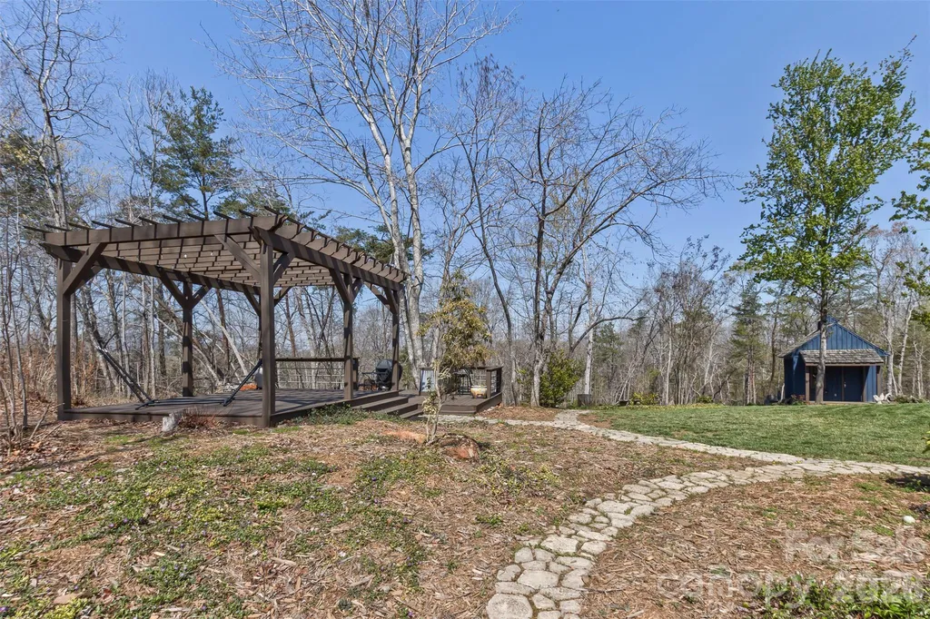 374 & 378 Collinsville Road Columbus NC 28722