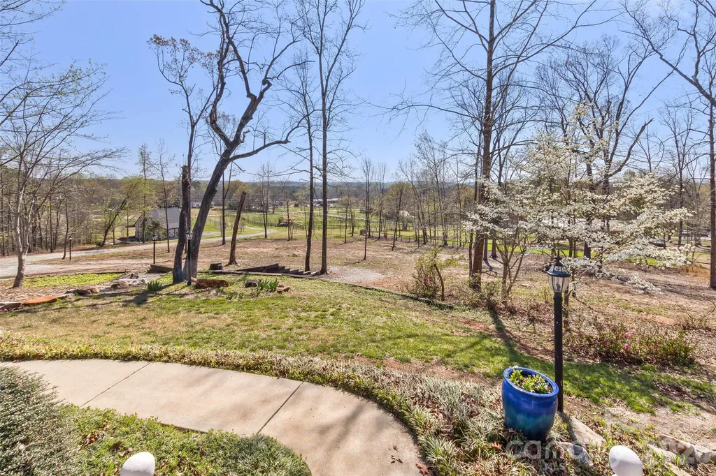 374 & 378 Collinsville Road Columbus NC 28722