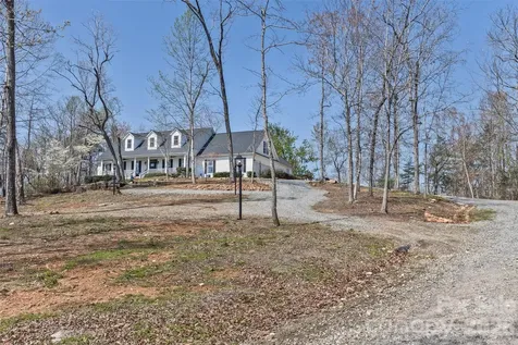 374 & 378 Collinsville Road Columbus NC 28722