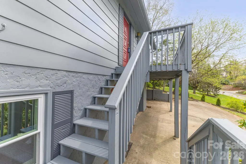 147 Elkwood Road Asheville NC 28804