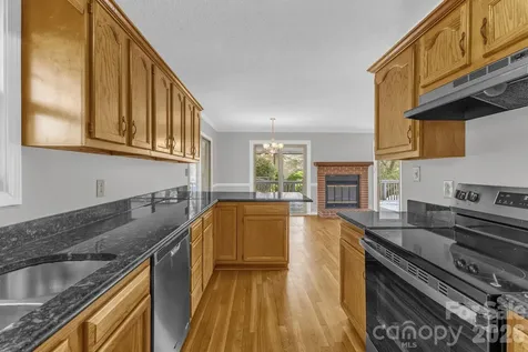 147 Elkwood Road Asheville NC 28804