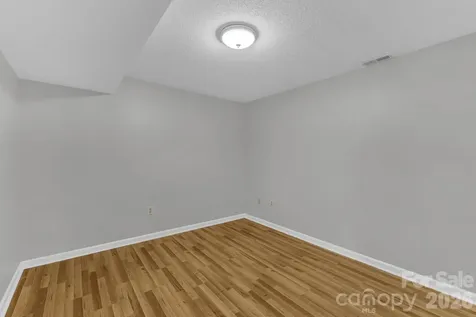 147 Elkwood Road Asheville NC 28804