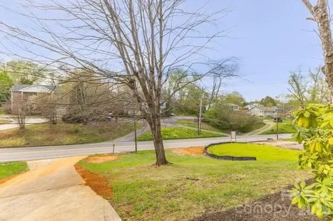 147 Elkwood Road Asheville NC 28804