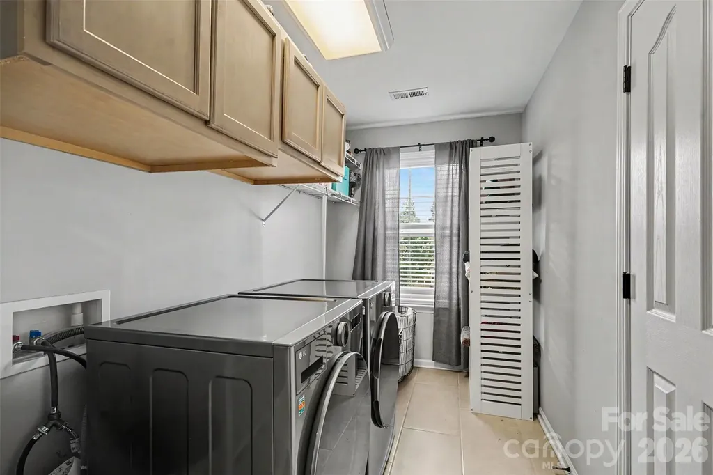 1619 Ballwood Court Charlotte NC 28227