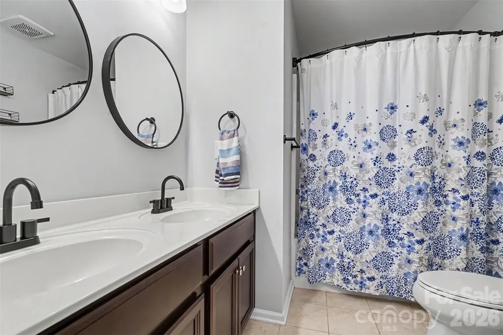 1619 Ballwood Court Charlotte NC 28227
