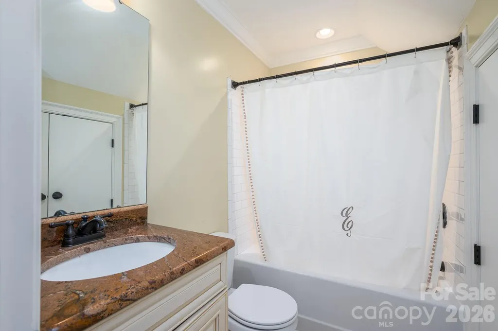 6627 Harbor Oaks Drive Denver NC 28037