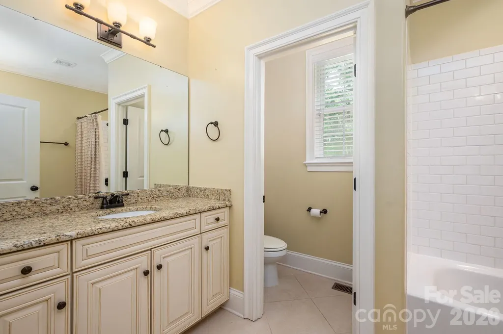 6627 Harbor Oaks Drive Denver NC 28037