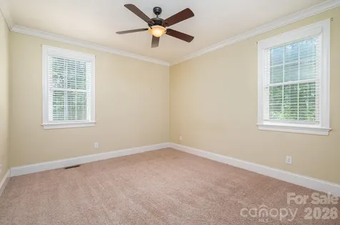 6627 Harbor Oaks Drive Denver NC 28037