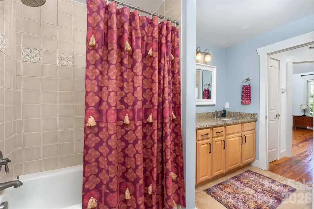 101 Courtland Avenue Asheville NC 28801