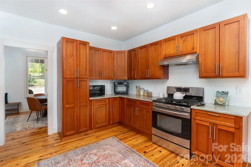 101 Courtland Avenue Asheville NC 28801
