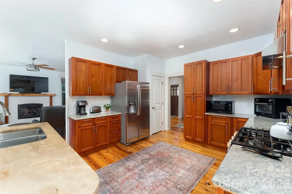 101 Courtland Avenue Asheville NC 28801