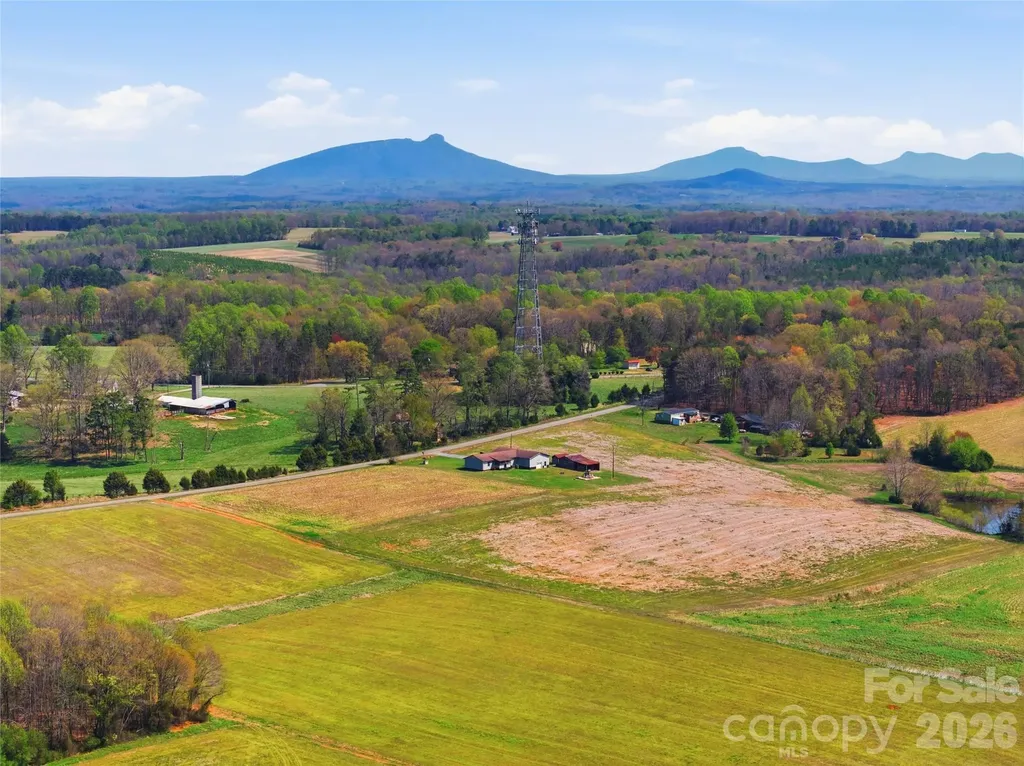 2452 Tower Road East Bend NC 27018