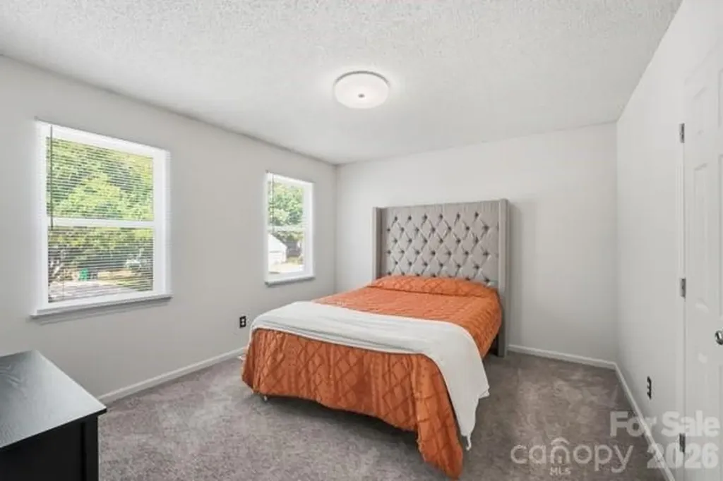 2501 Olde Whitehall Road Charlotte NC 28273