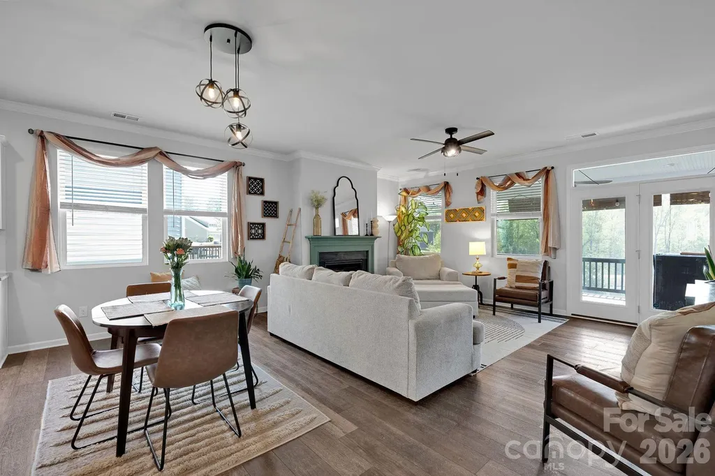 13124 Lakemore Drive Charlotte NC 28278