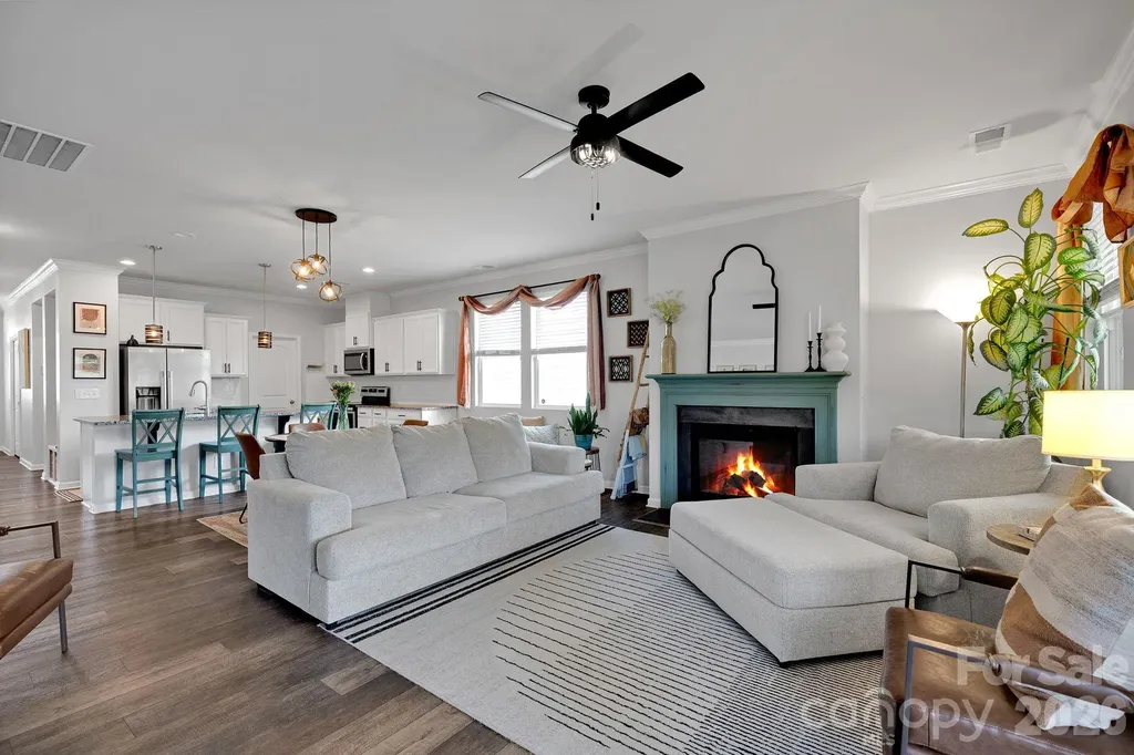 13124 Lakemore Drive Charlotte NC 28278