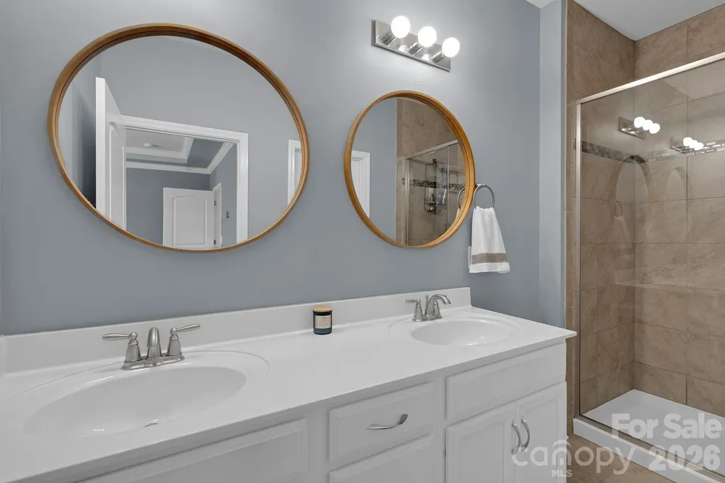 13124 Lakemore Drive Charlotte NC 28278