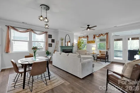 13124 Lakemore Drive Charlotte NC 28278