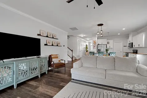 13124 Lakemore Drive Charlotte NC 28278