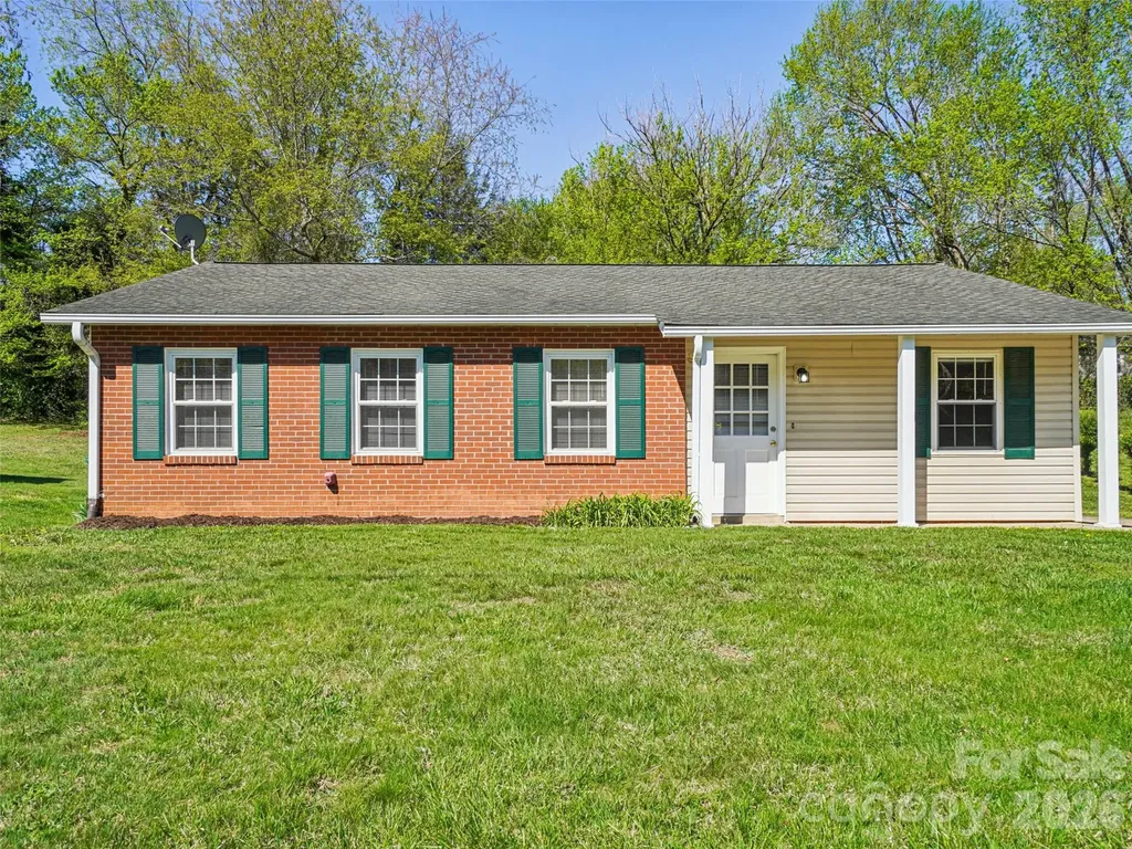 88 Lees Creek Road Asheville NC 28806
