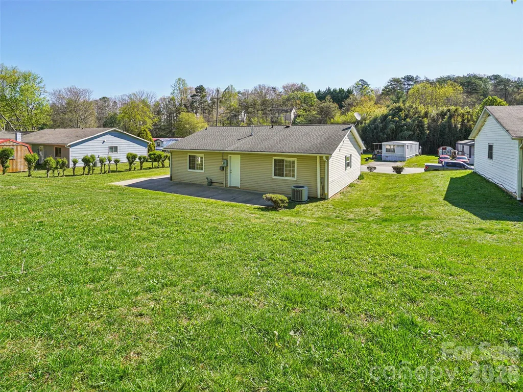 88 Lees Creek Road Asheville NC 28806