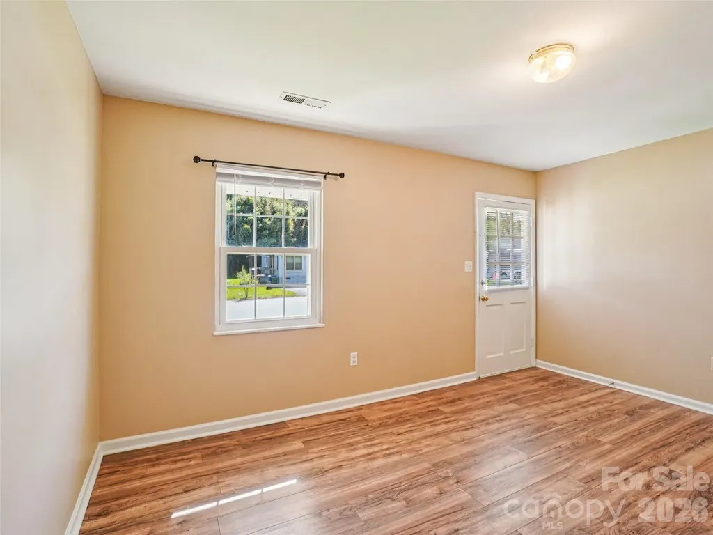 88 Lees Creek Road Asheville NC 28806
