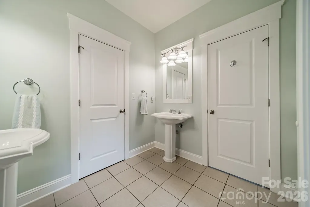 215 Freshwater Lane Mooresville NC 28117