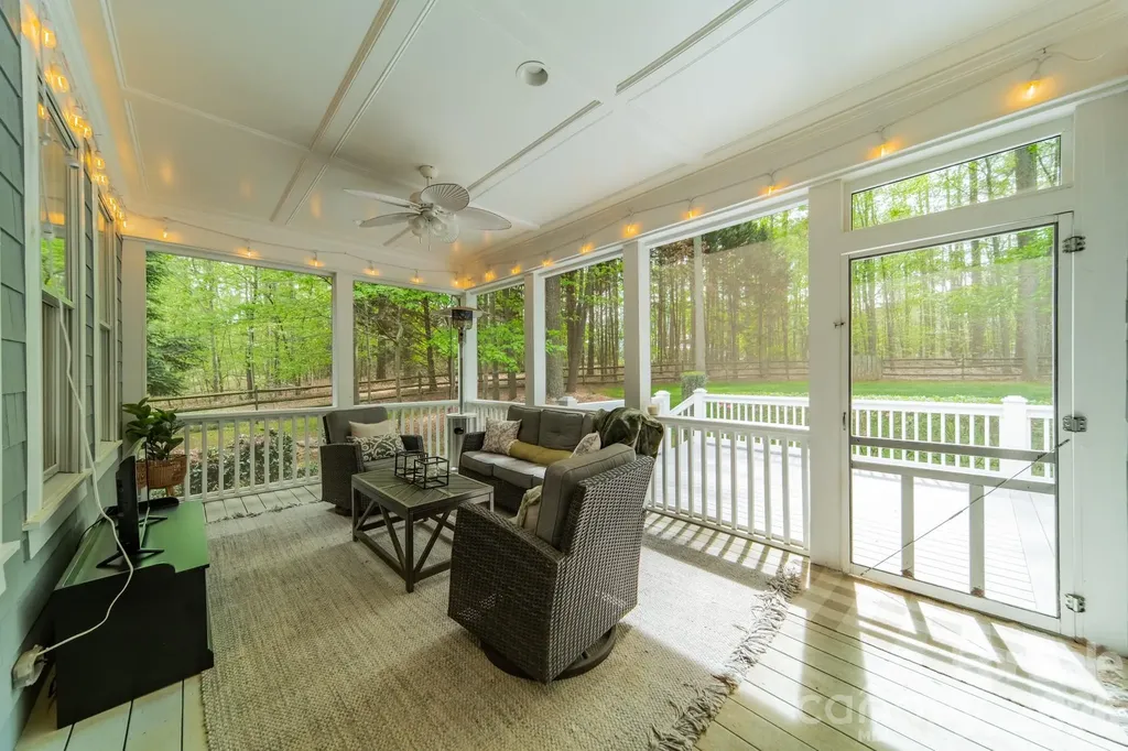 215 Freshwater Lane Mooresville NC 28117