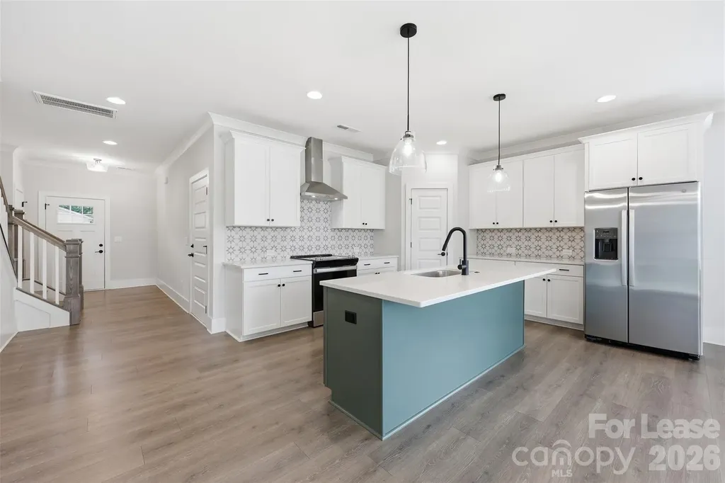 2957 Ross Avenue Charlotte NC 28208