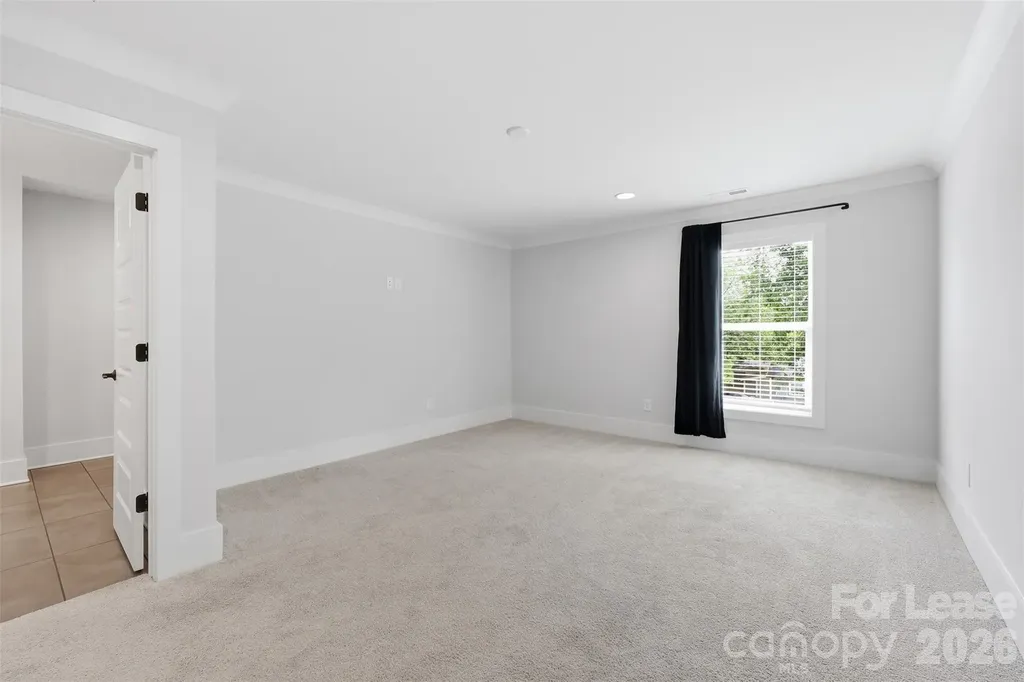 2957 Ross Avenue Charlotte NC 28208